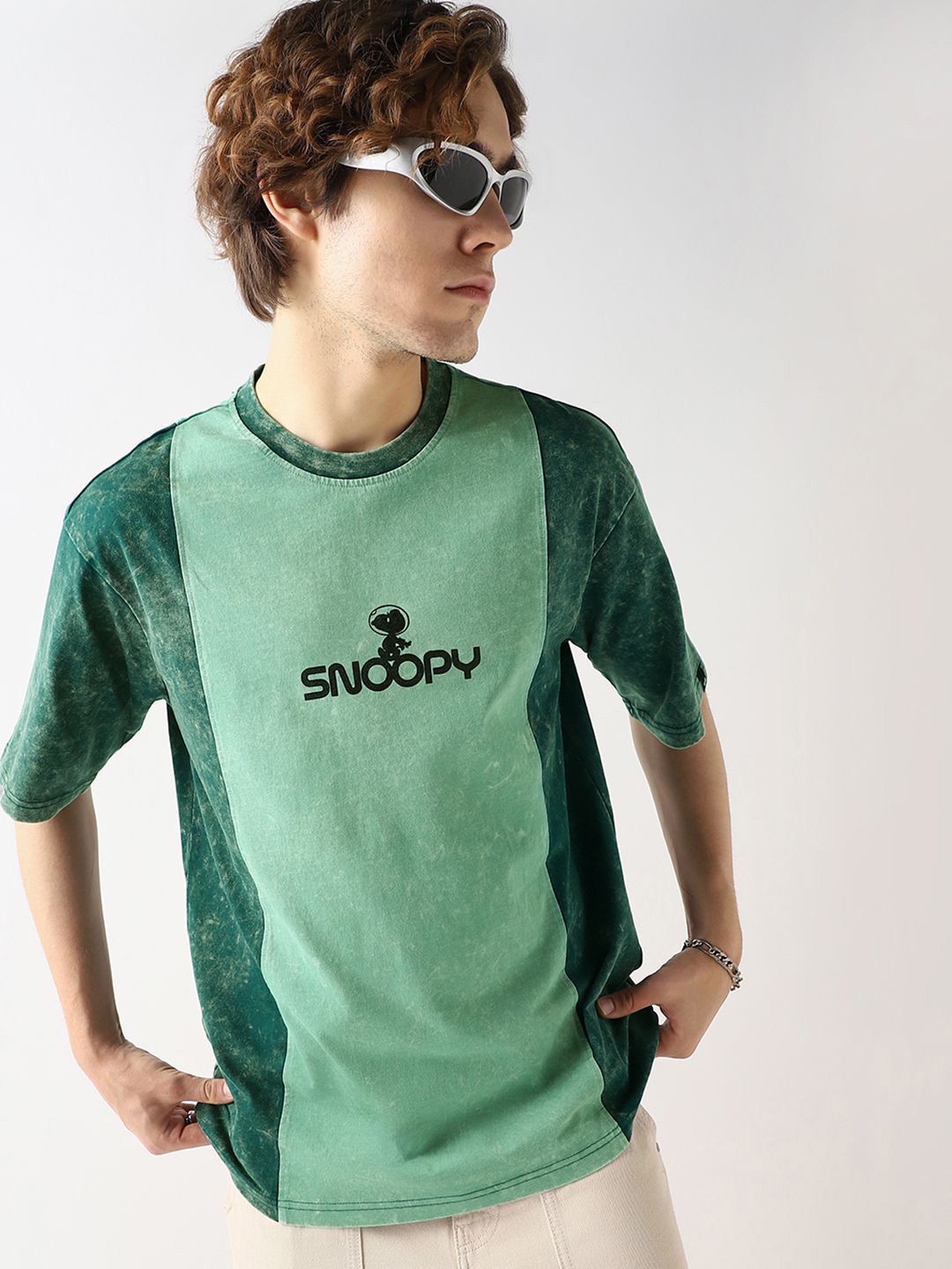 Bewakoof Snoopy Graphic Regular Fit T-shirt