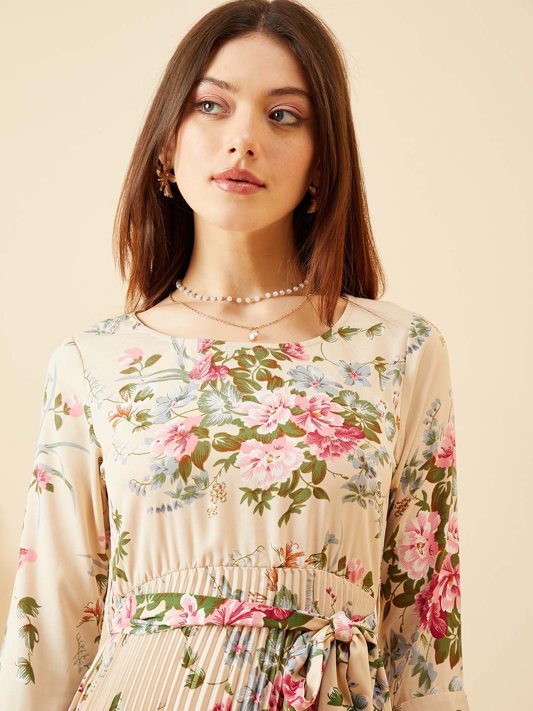 Berrylush Floral Print Bell Sleeve Crepe A-Line Maxi Dress