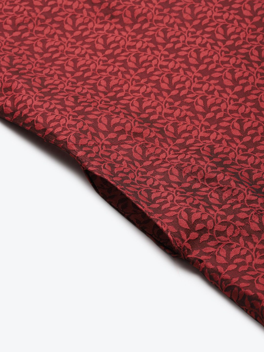 SOJANYA Men Maroon Ethnic Motifs Jacquard Woven Design Straight Kurta
