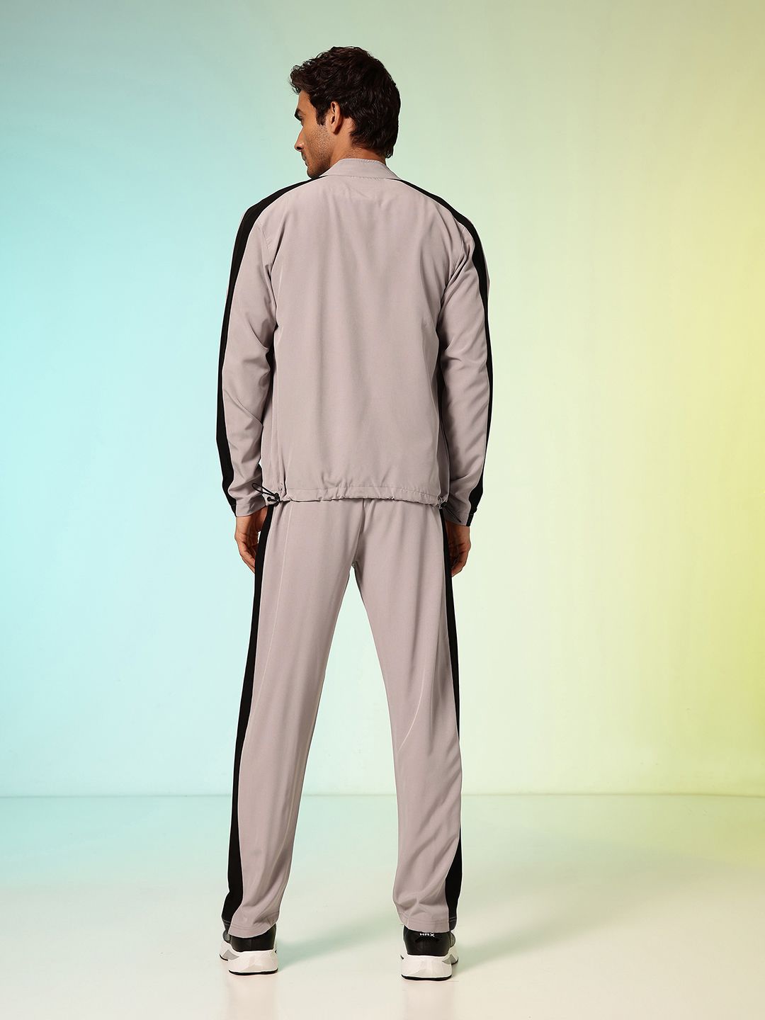 HRX by Hrithik Roshan Colourblocked Rapid Dry Running Tracksuit