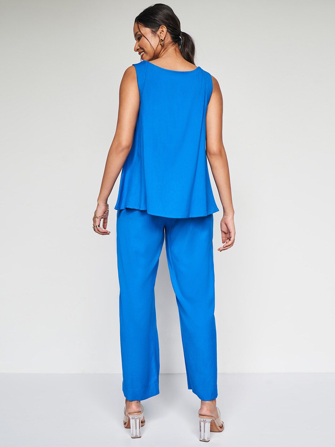 AND Round Neck Top & Mid -Rise Trouser Co-Ords