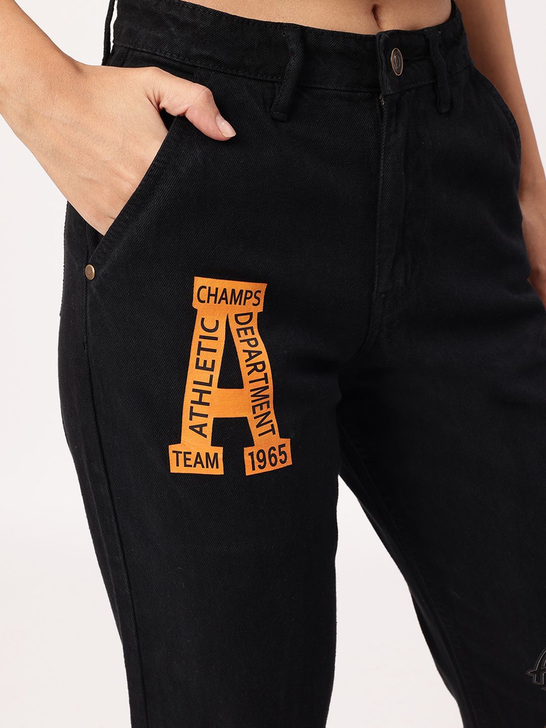 DressBerry Women Sporty Spice Printed Straight Fit Jeans