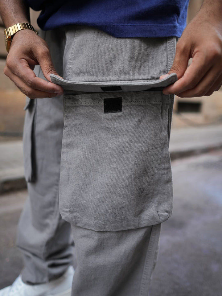 Powerlook Men Baggy Fit Mid Rise Clean Look Heavy Fade Cargos Jeans