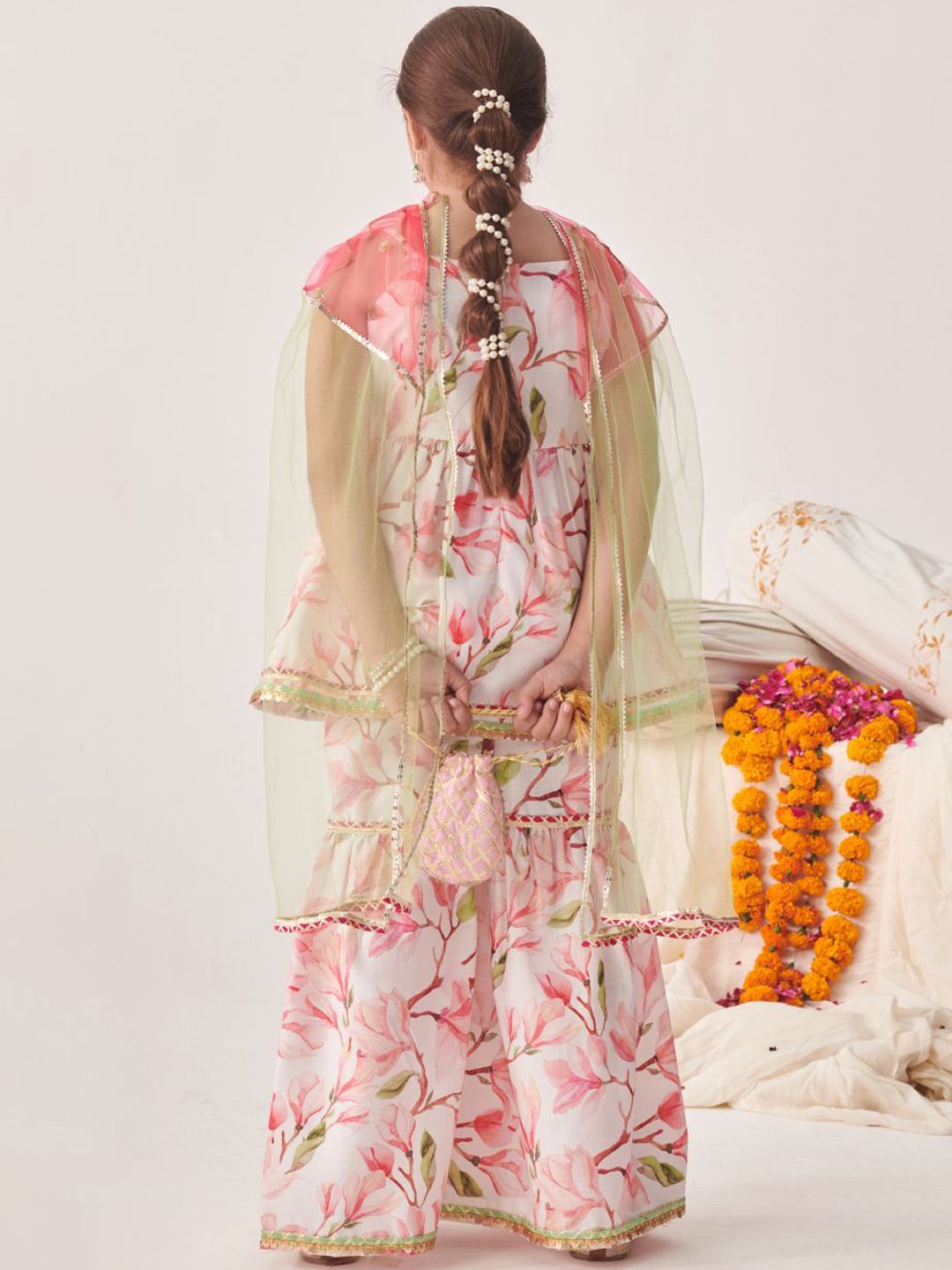 pspeaches Girls Floral Printed Kurti with Sharara & With Dupatta