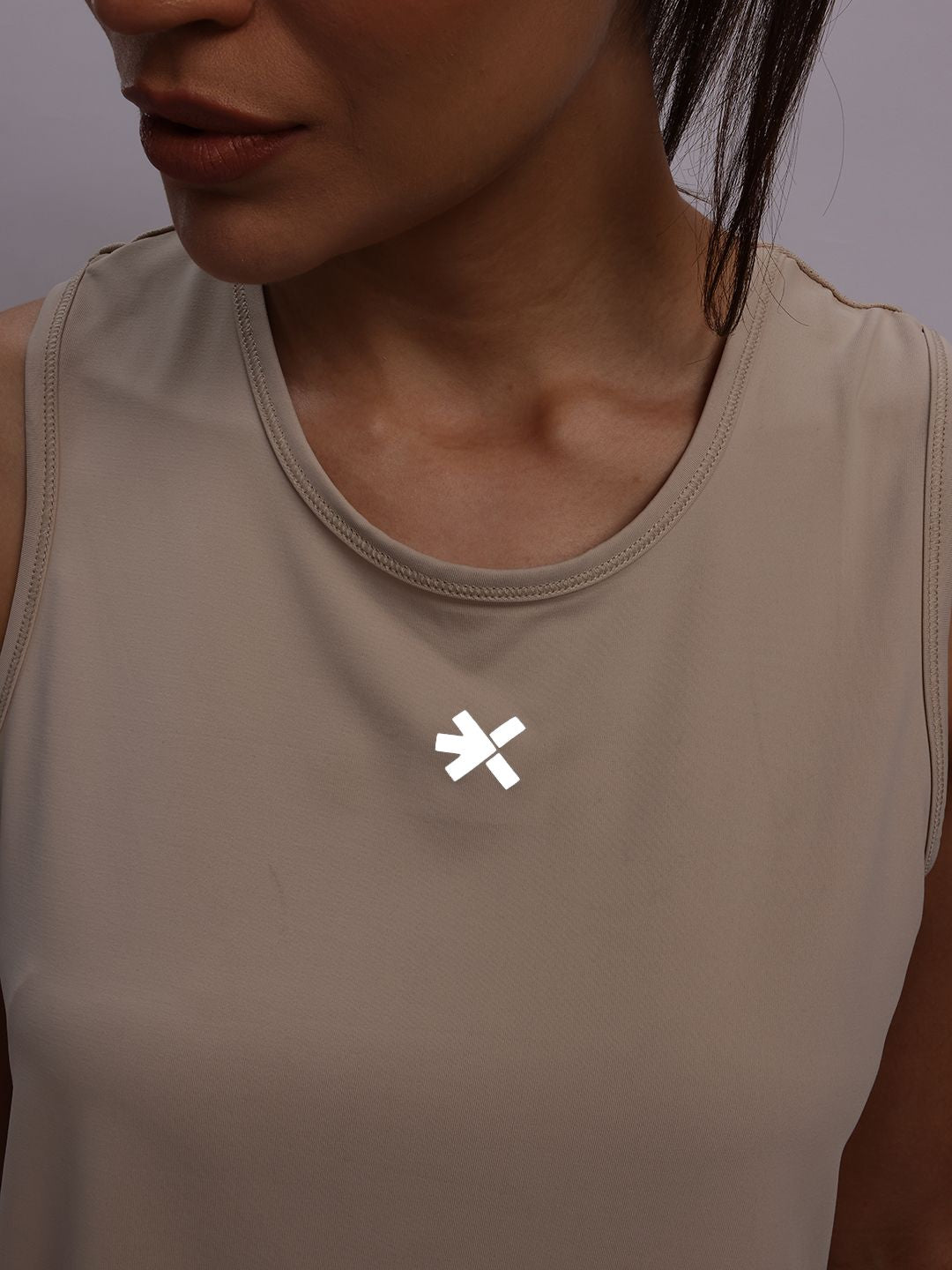 HRX by Hrithik Roshan Mesh Detail Rapid-Dry Running T-shirt with Reflective Elements