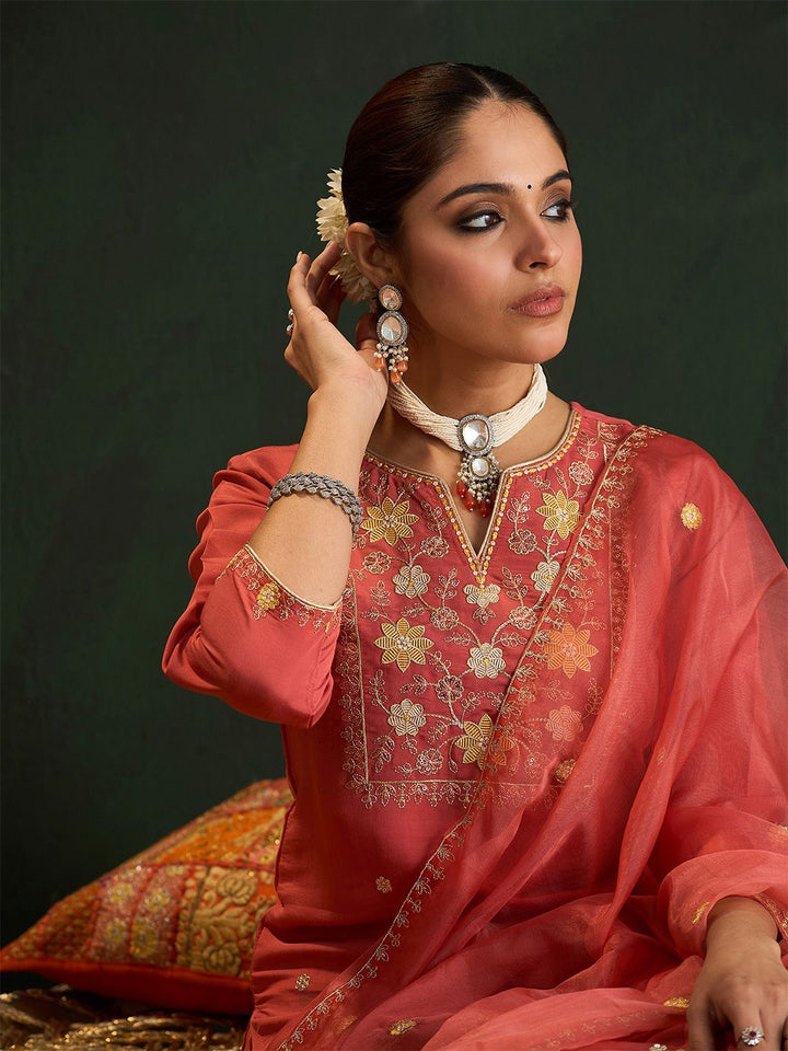 Indo Era Women Floral Embroidered Regular Sequinned Kurta with Trousers & With Dupatta