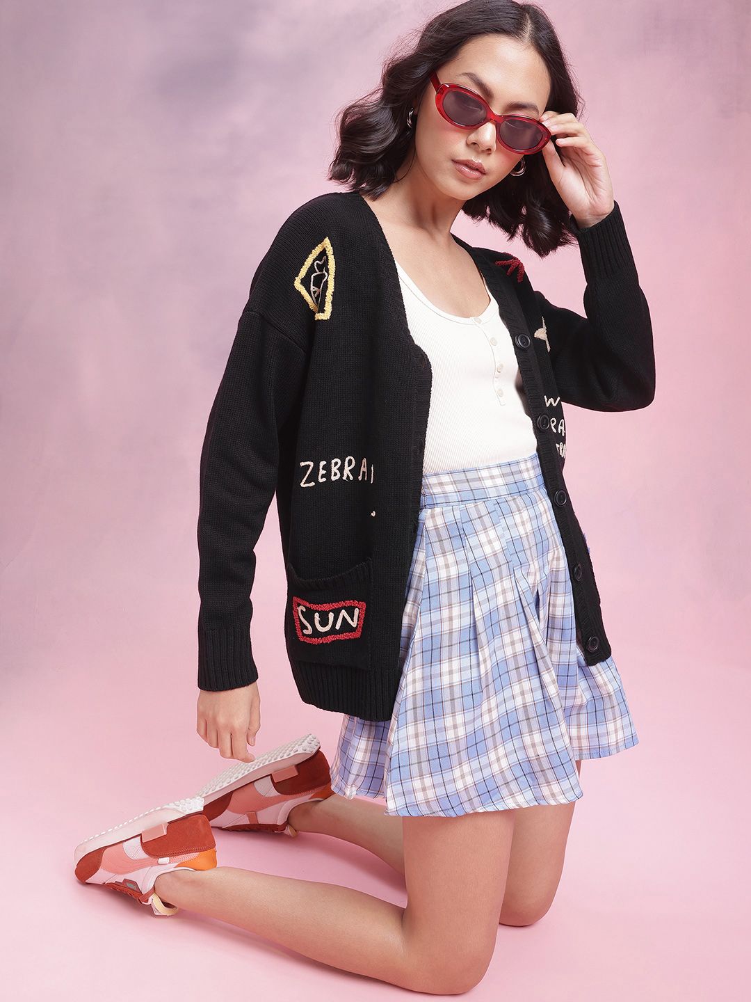 DressBerry Embroidered Cardigan