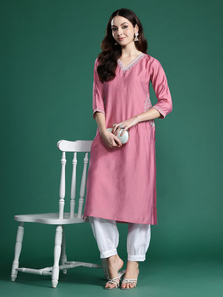 Indo Era Women Floral Embroidered Sequinned Pure Cotton Kurta