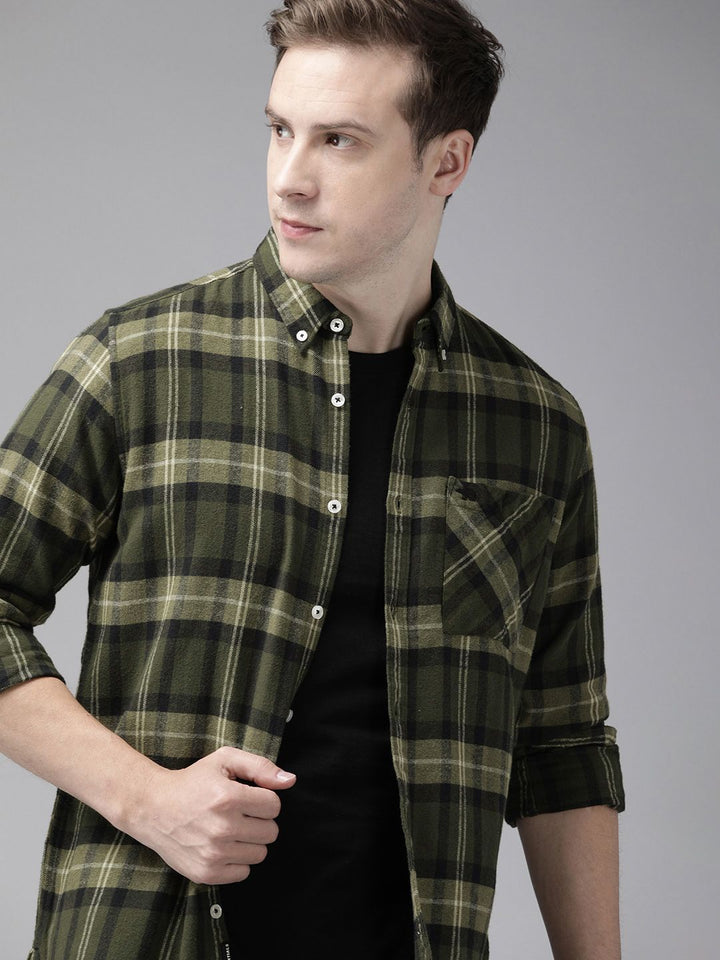 THE BEAR HOUSE Men Olive Green & White Slim Fit Checked Pure Cotton Casual Shirt