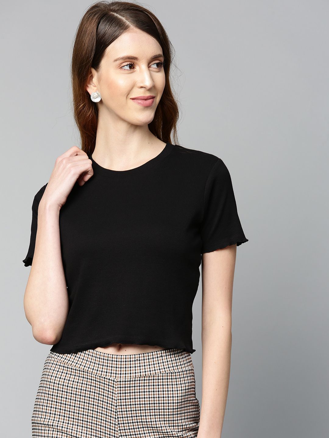 SASSAFRAS Black Crop Ribbed Top