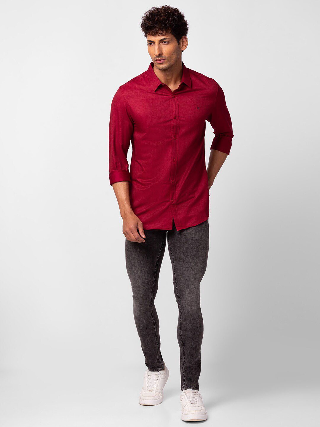 SPYKAR Men Slim Fit Low-Rise Heavy Fade Stretchable Cotton Jeans