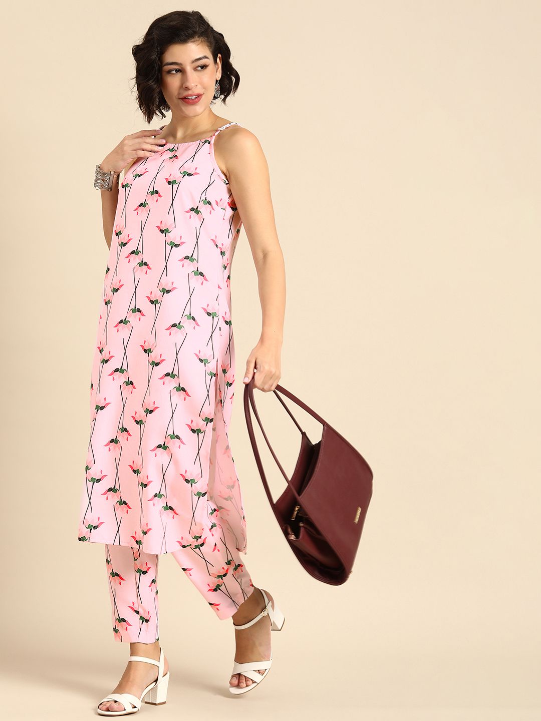 Anouk Women Floral Printed Kurta with Trousers