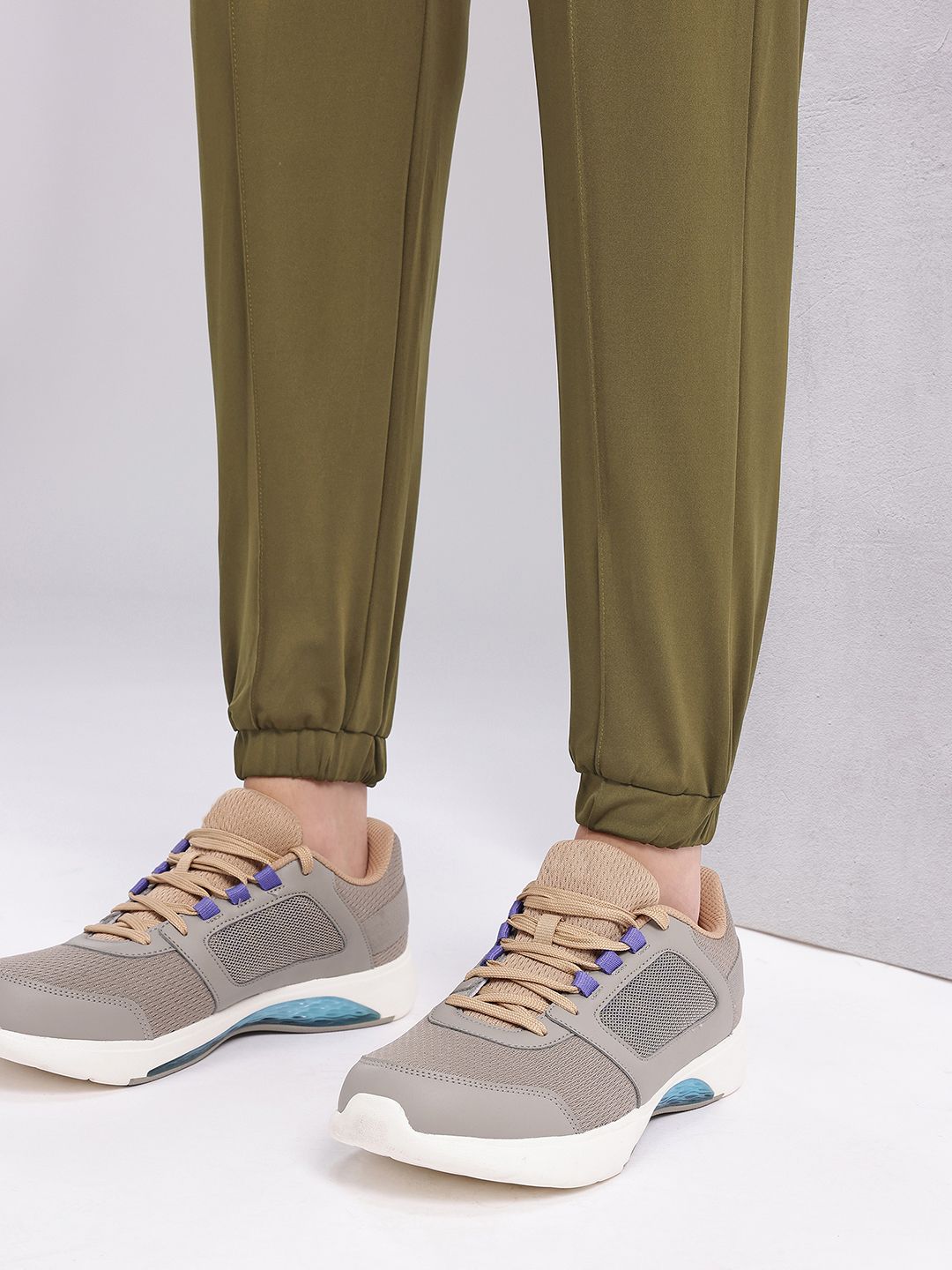 HRX by Hrithik Roshan Women Rapid-Dry Training Joggers