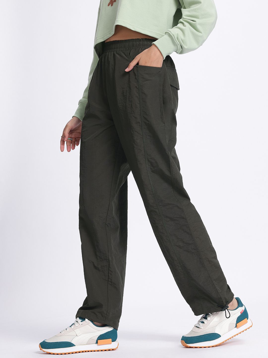 DressBerry Women Urban Vibes High-Rise Trousers