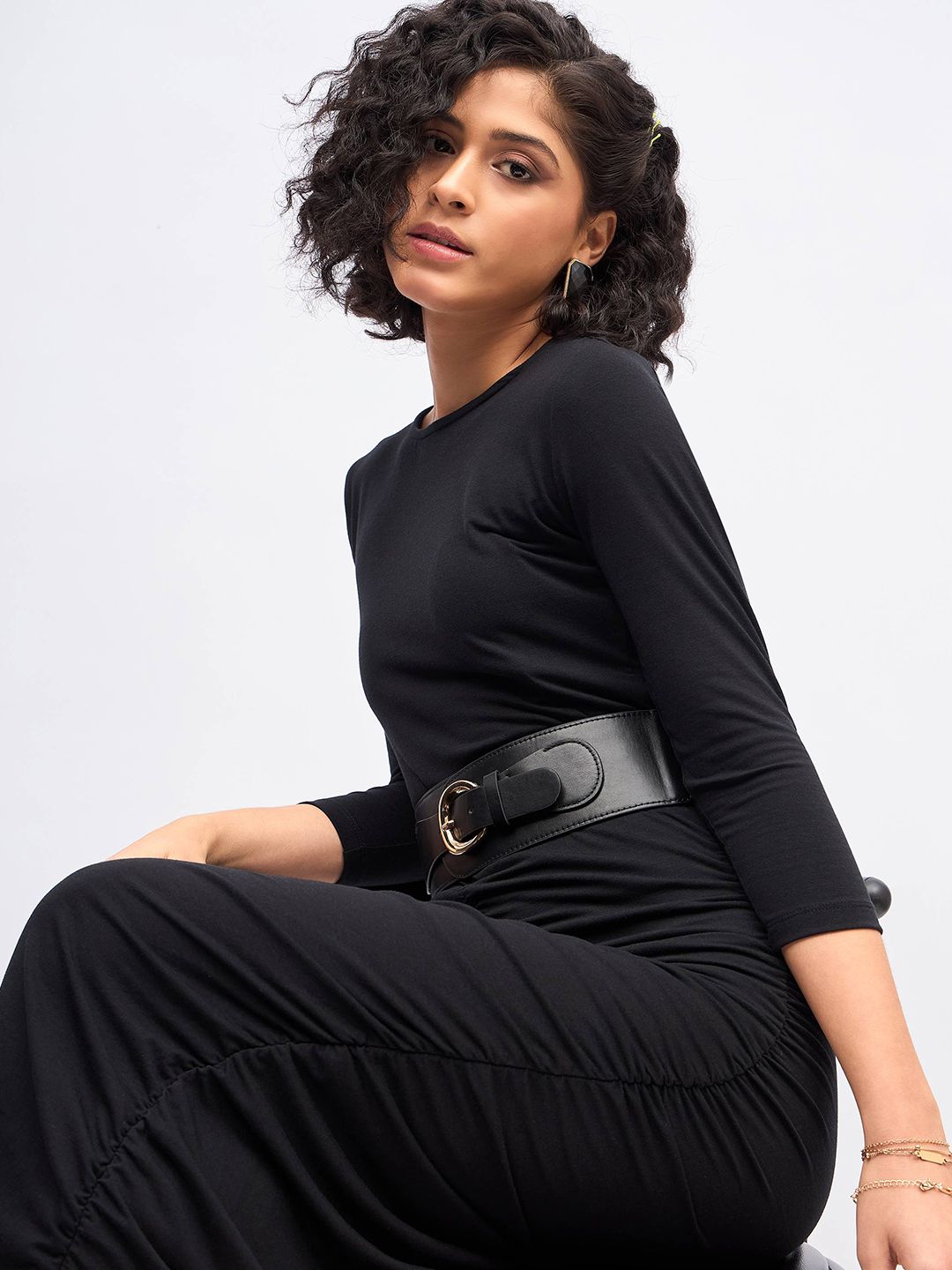 SASSAFRAS Black Ruched Bodycon Midi Dress