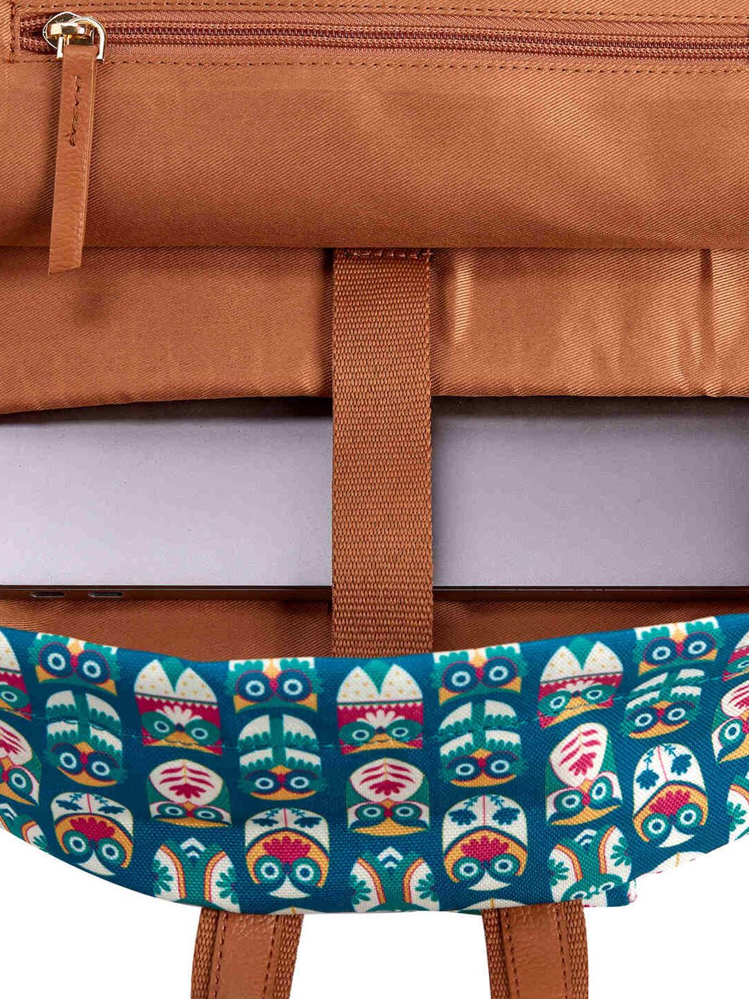 TEAL BY CHUMBAK Women Printed Light Weight Medium Back Pack