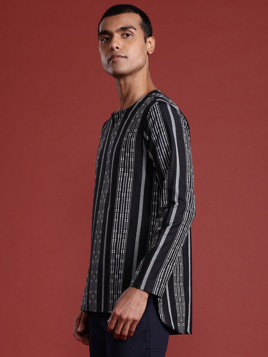 Anouk Woven Design Kurta
