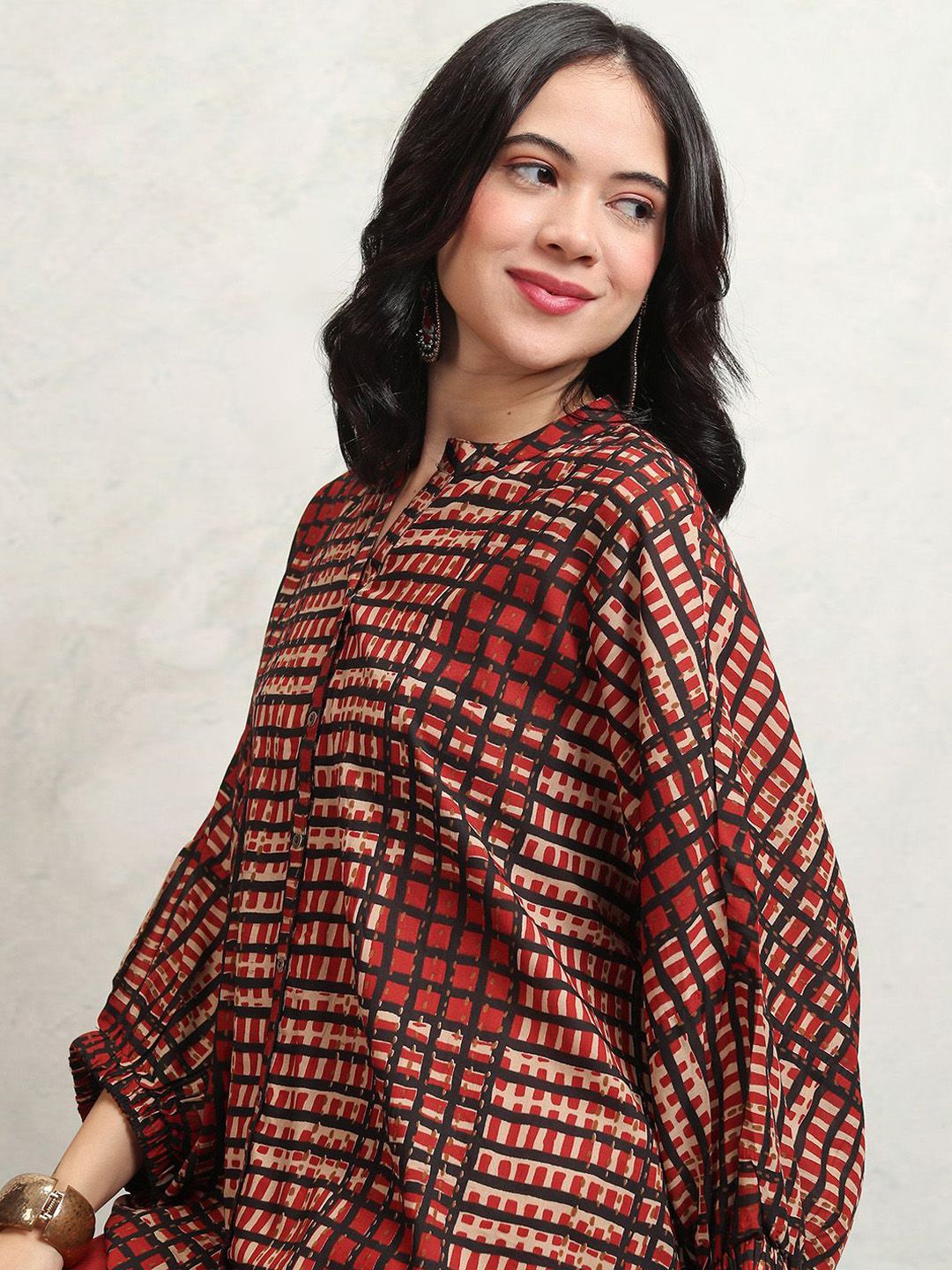 Vishudh Printed Shirt With Trousers Co-Ords