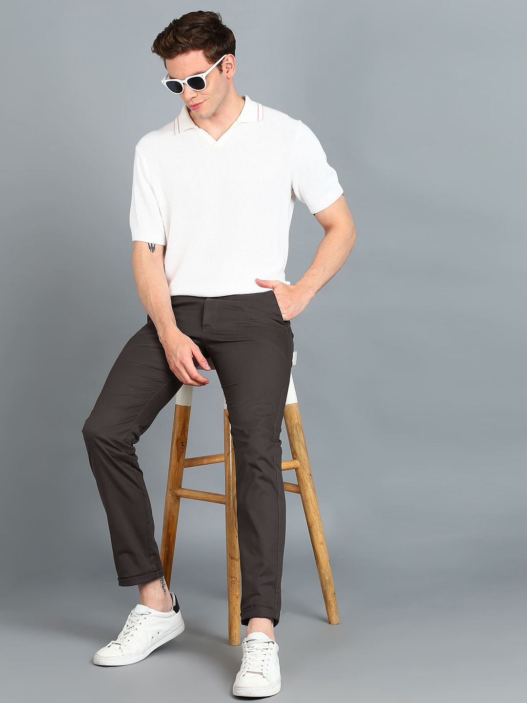 Urbano Fashion Men Grey Slim Fit Easy Wash Trousers