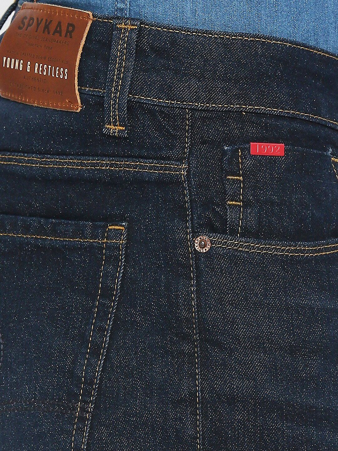 SPYKAR Men Relaxed Fit Light Fade Stretchable Clean Look Jeans