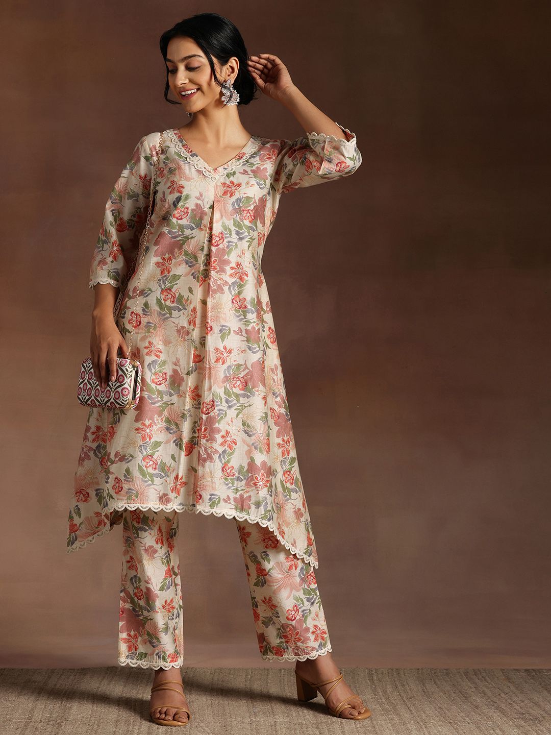 Libas Floral Printed Kurta With Trouser