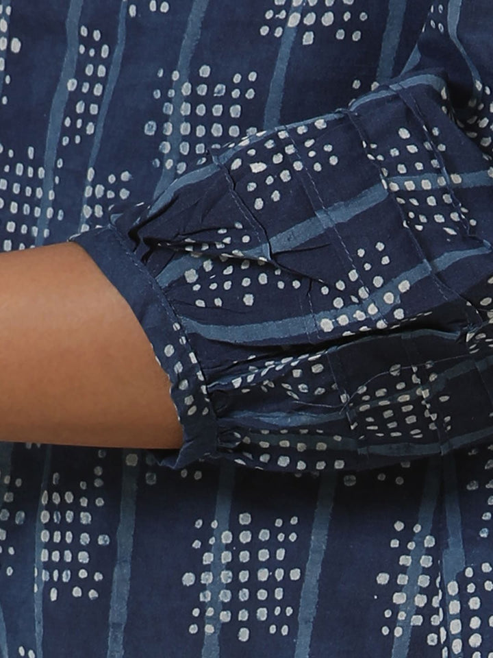 Folk Song  Geometric Printed Sequinned Puff Sleeves A-Line Kurta