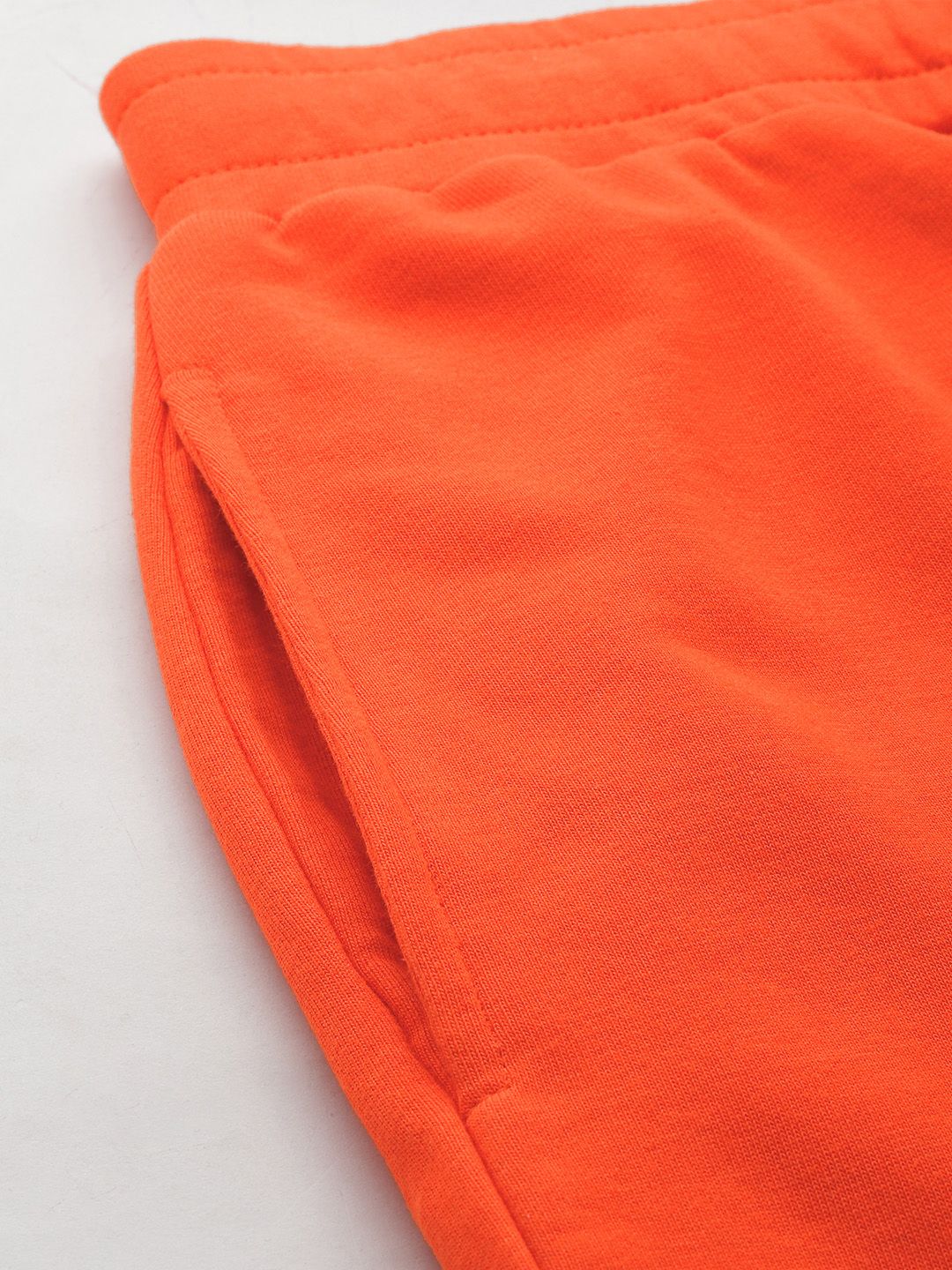 Dillinger Men Solid Joggers