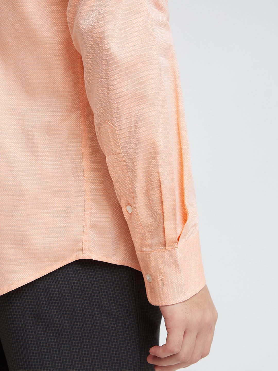 Park Avenue Self Design Slim Fit Pure Cotton Formal Shirt