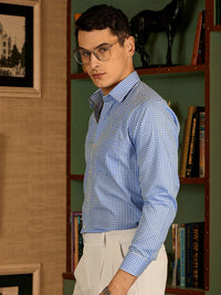 DENNISON Men Micro Checked Spread Collar Formal Shirt