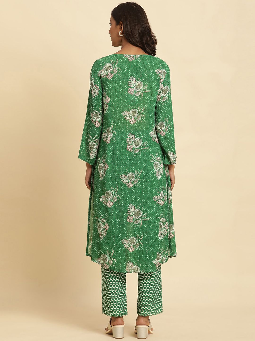 W Green Floral Printed Keyhole Neck Kurta
