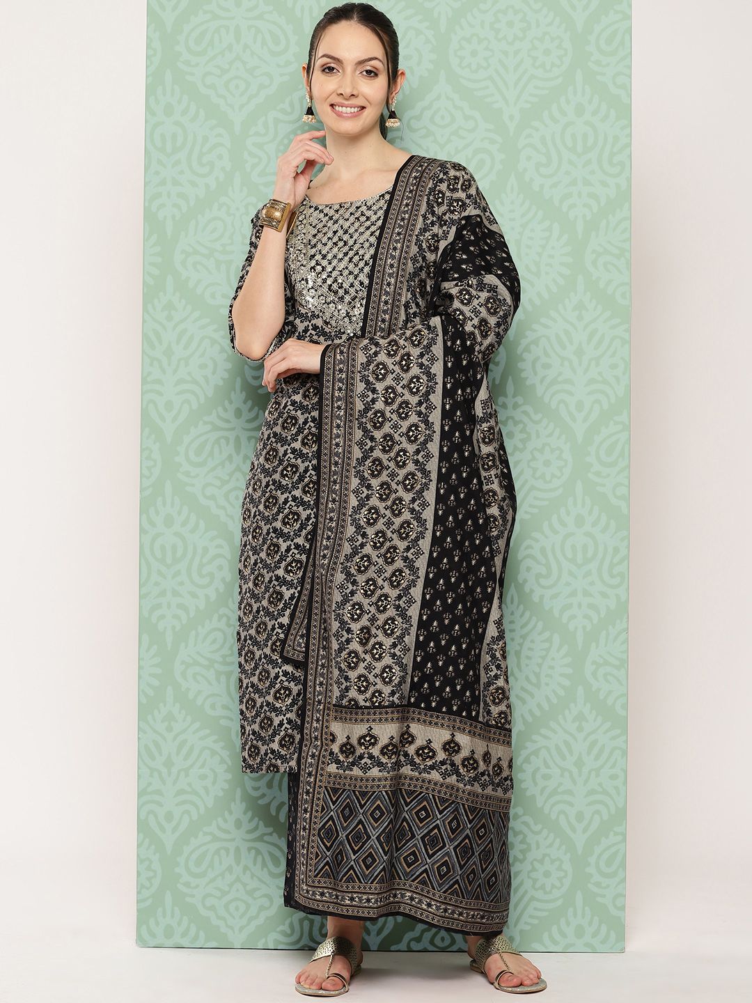 Libas Ethnic Motifs Printed Thread Work Detail Straight Kurta with Trousers & Dupatta