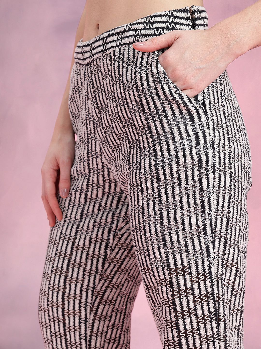 DressBerry Women Self-Design Monochrome Trousers