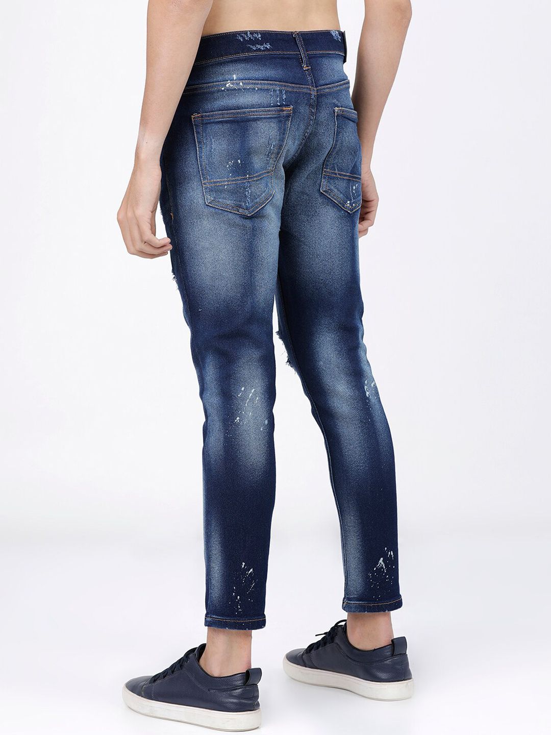 HIGHLANDER Men Blue Tapered Fit Mildly Distressed Heavy Fade Jeans