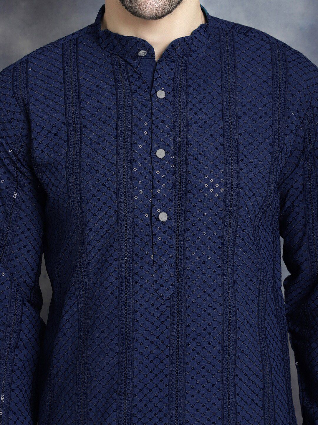 Jompers Geometric Embroidered Chikankari Mandarin Collar Straight Kurta