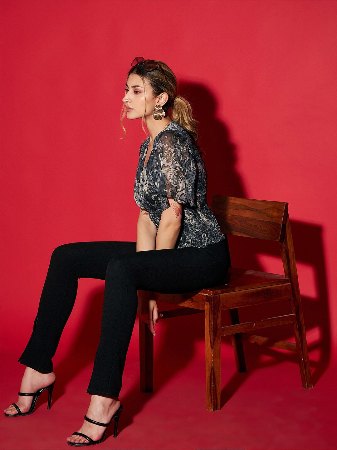 SASSAFRAS Grey Printed Bell Sleeve Smocked Georgette Top