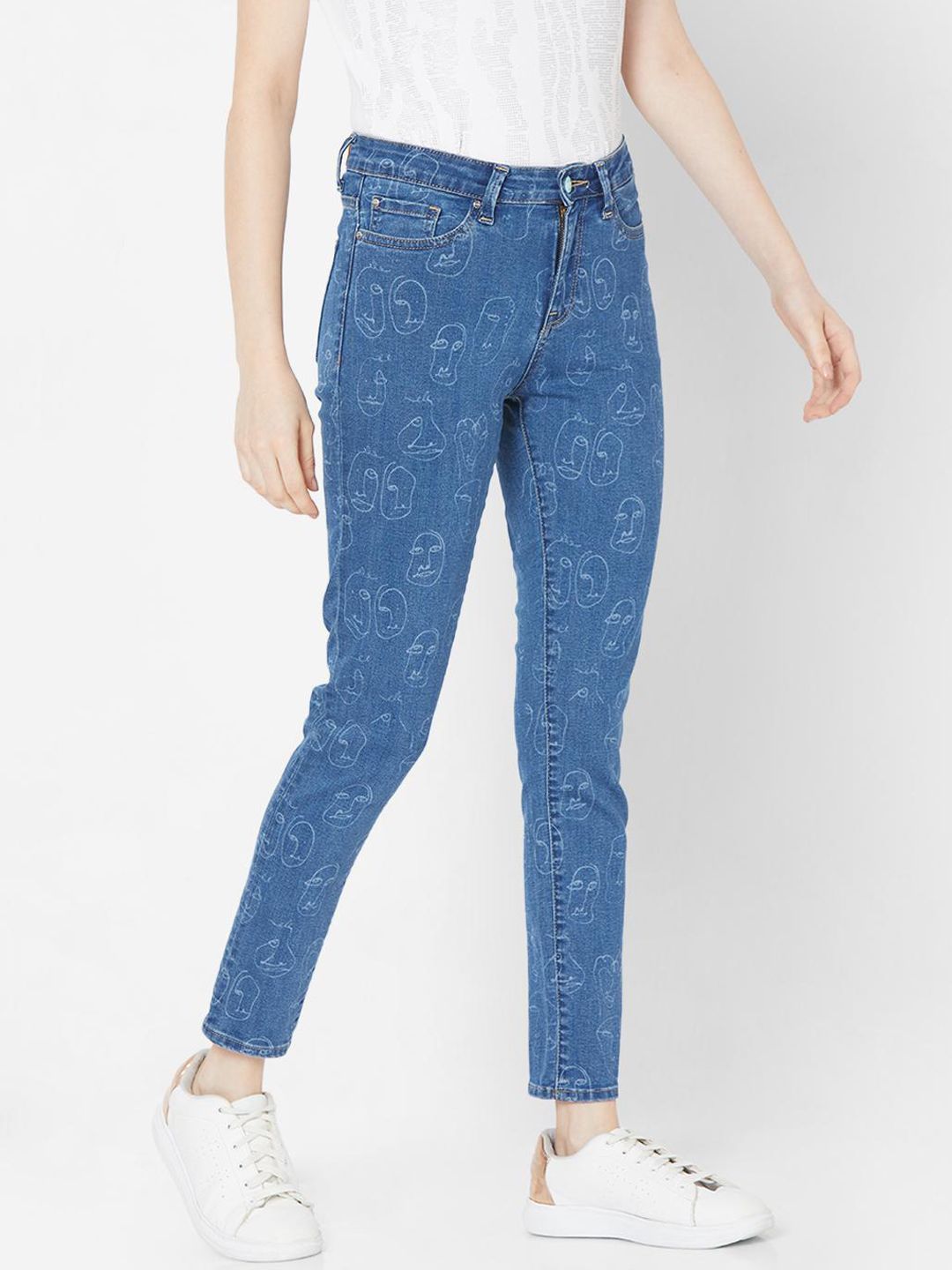 SPYKAR Women Blue Skinny Fit Low Distress Light Fade Jeans