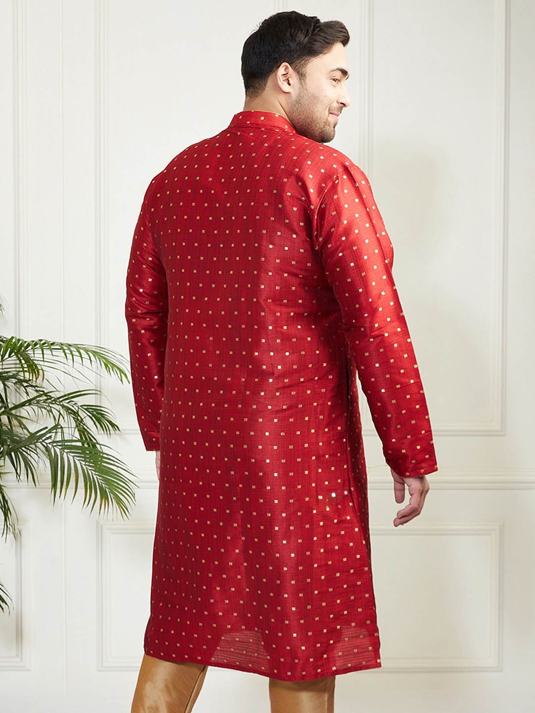 VASTRAMAY Men Plus Size Geometric Woven Design Mandarin Collar Jacquard Silk Kurta