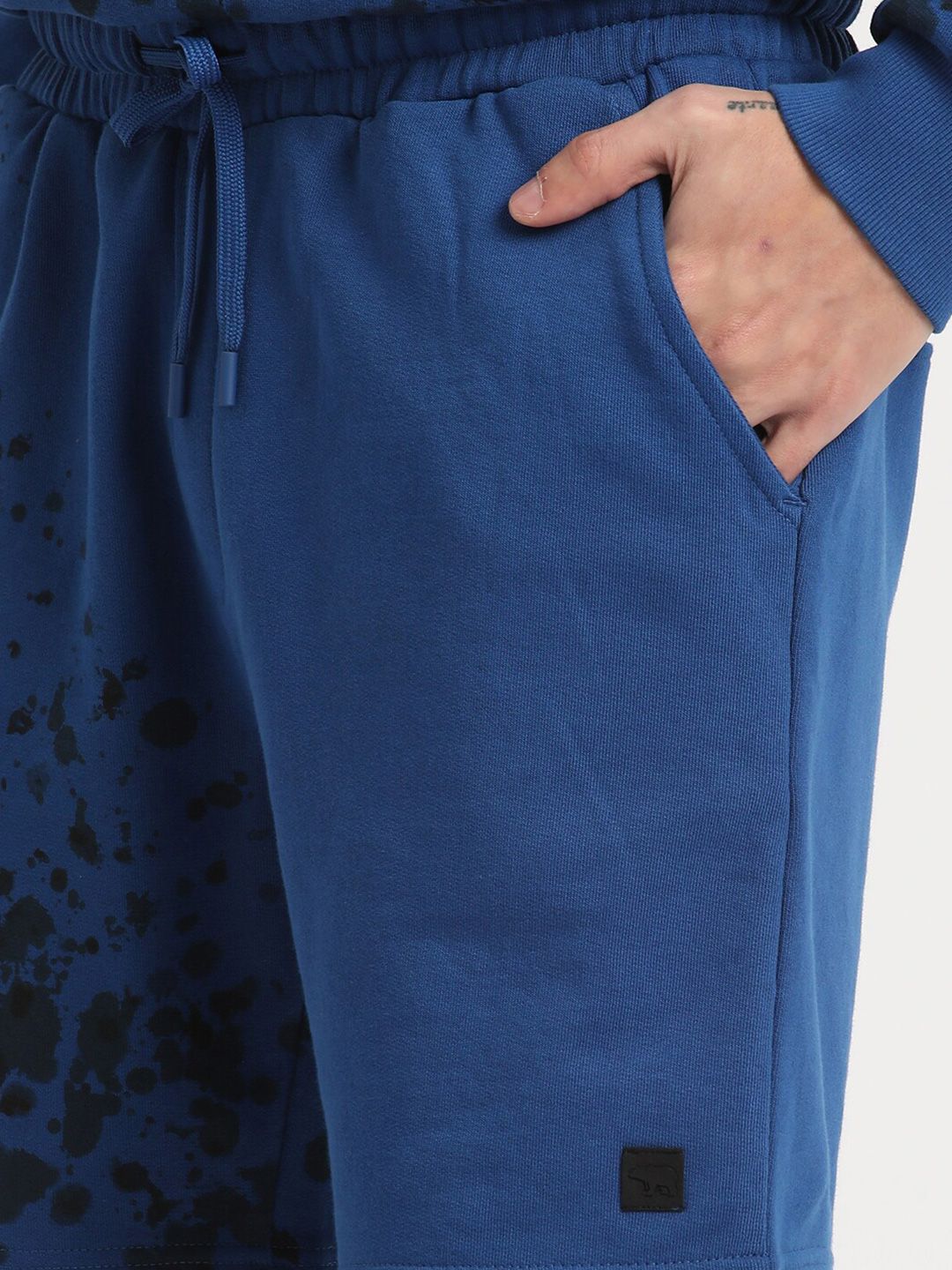 THE BEAR HOUSE Men Abstract Printed Pure Cotton Shorts