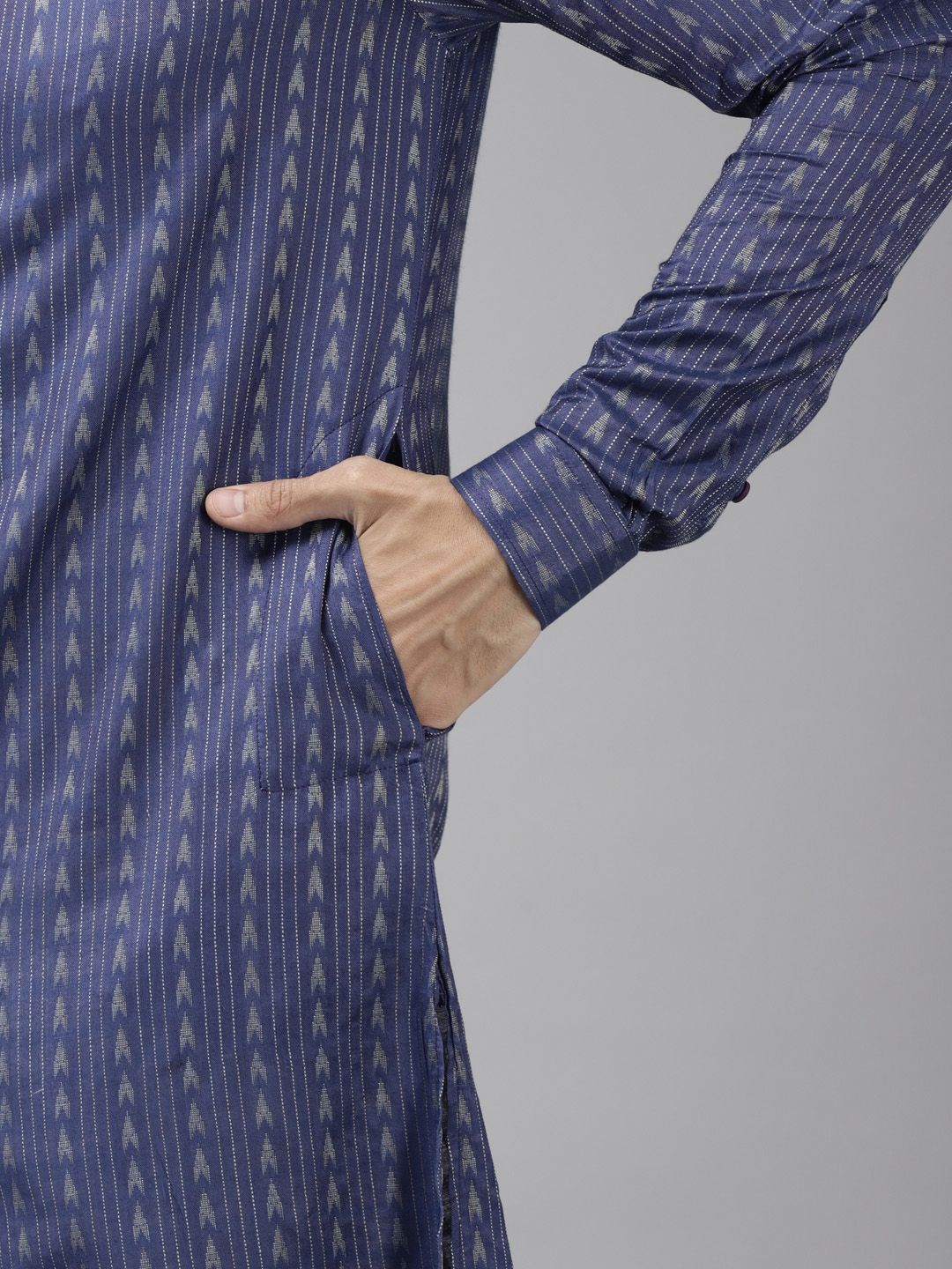 See Designs Men Blue Thread Work Kurta with Trousers