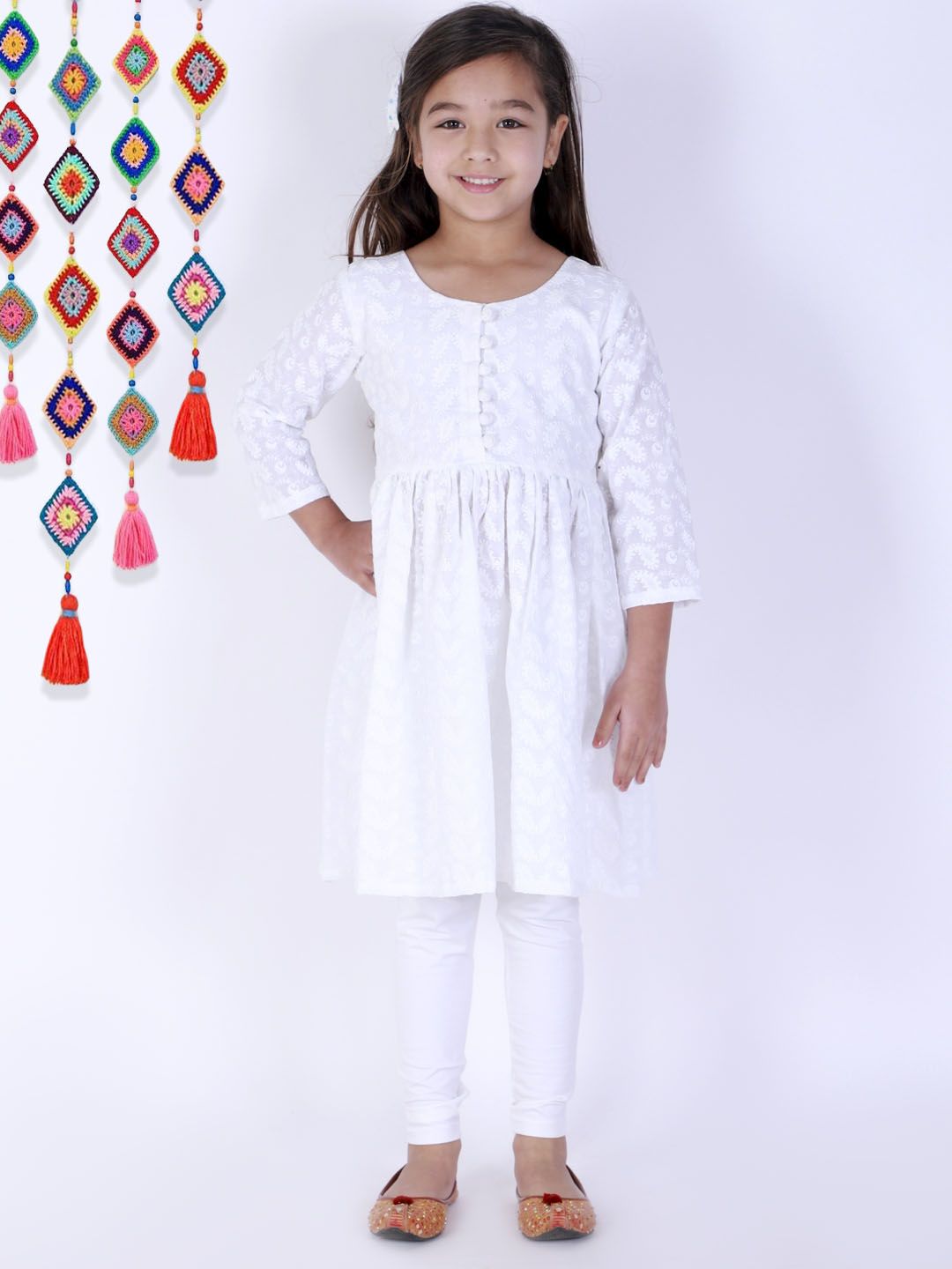 VASTRAMAY Girls White Chikankari Pure Cotton Kurta with Leggings