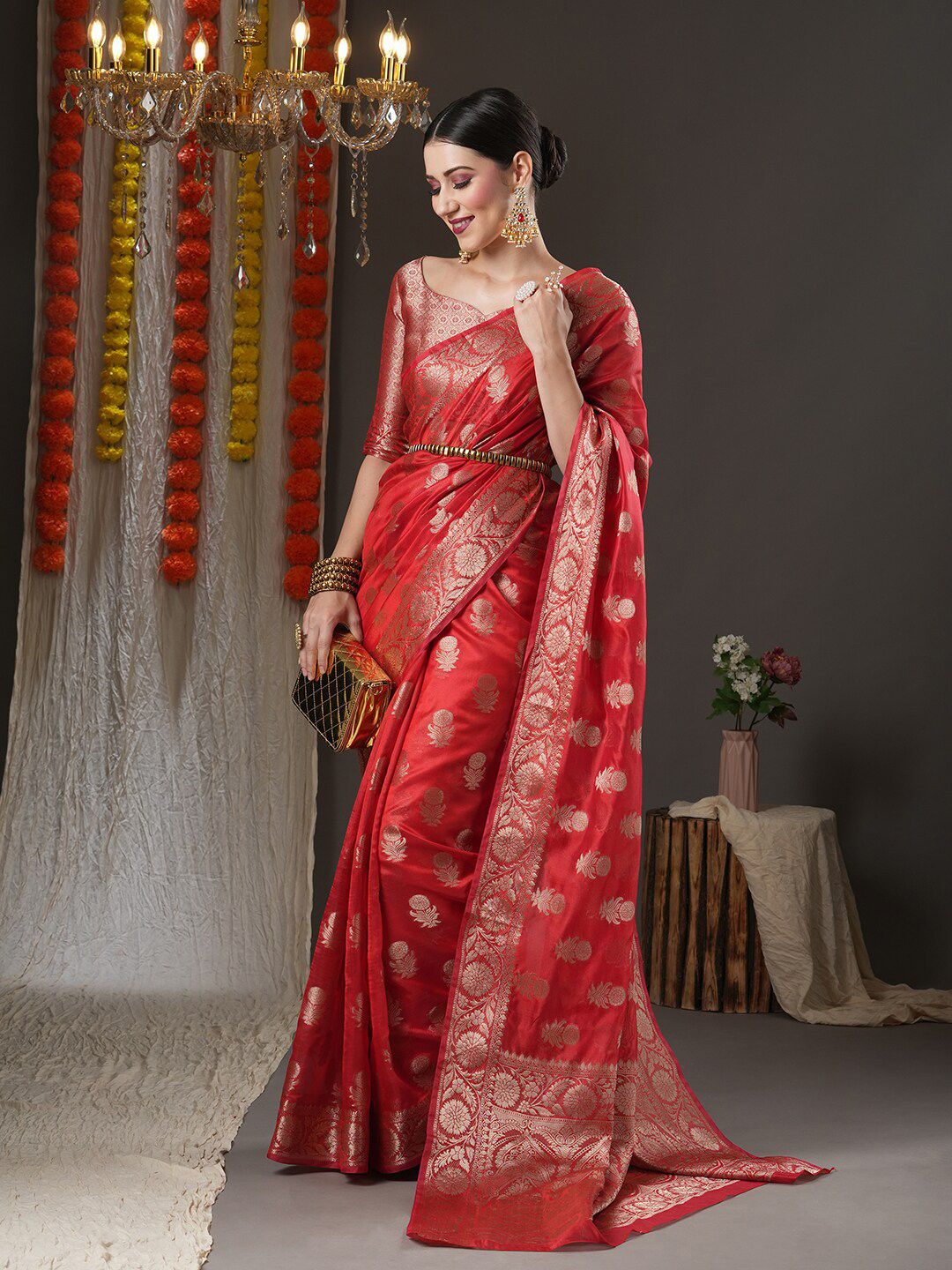 Saree mall Red & Gold-Toned Woven Design Organza Bagh Sarees