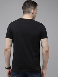 SPYKAR Men Black & Green Typography Printed Pure Cotton Slim Fit T-shirt