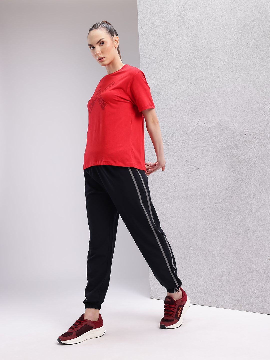 HRX by Hrithik Roshan Brand Logo Printed Drop-Shoulder Sleeves Relaxed Training T-shirt