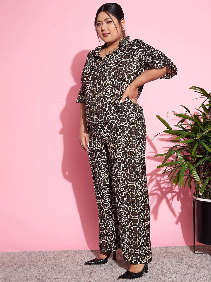 SASSAFRAS Curve Animal Printed Shirt With Trousers