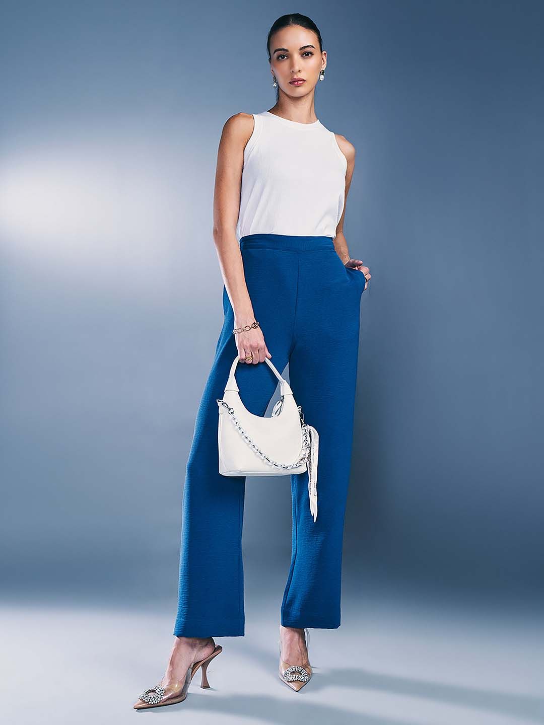 AND Round Neck Sleeveless Top