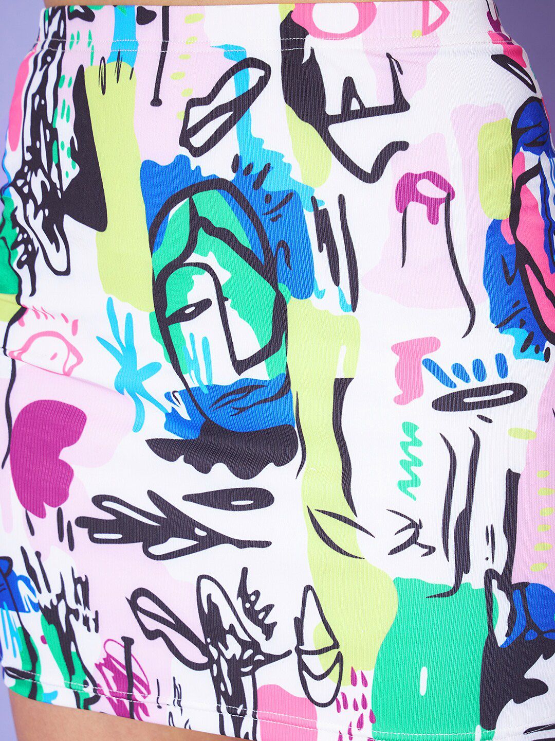 Skirt Mini Pensil Tinggi Bercetak Abstrak Berrylush