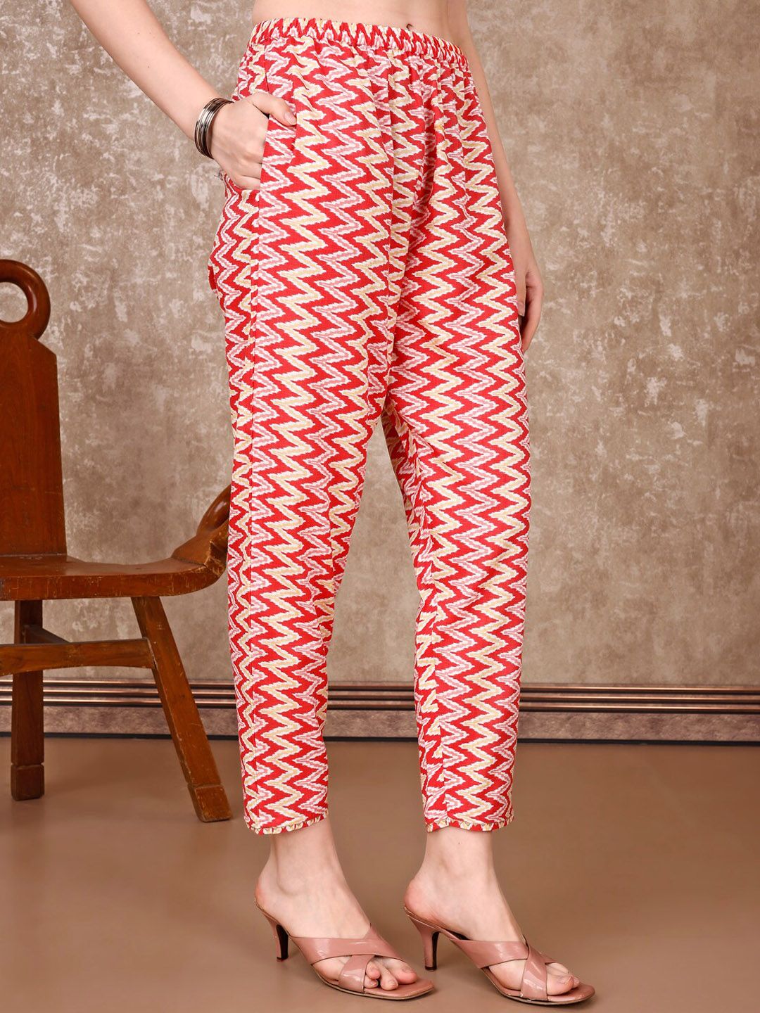 KALINI Floral Printed Regular Straight Kurta With Trousers & Dupatta