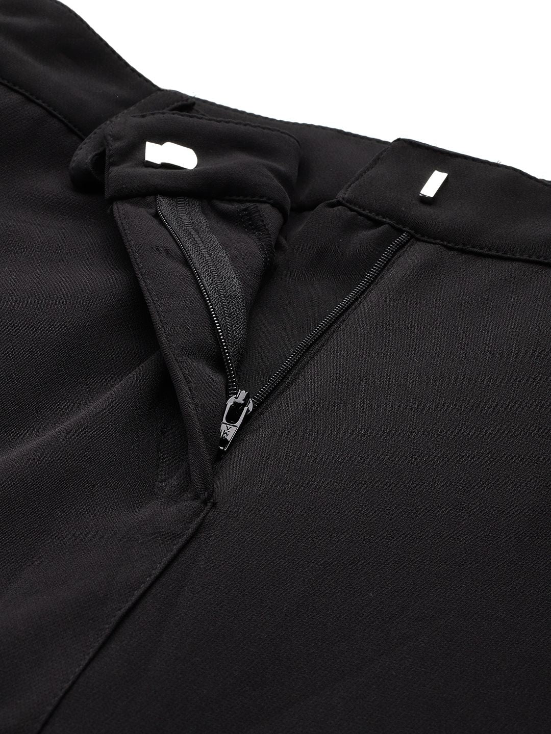 DressBerry Women Striped Regular Fit Trousers