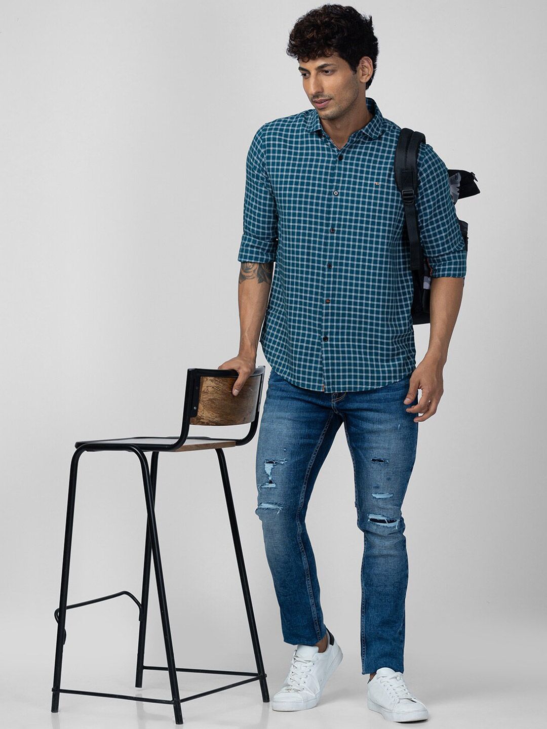 SPYKAR Men Slim Fit Checked Casual Cotton Shirt