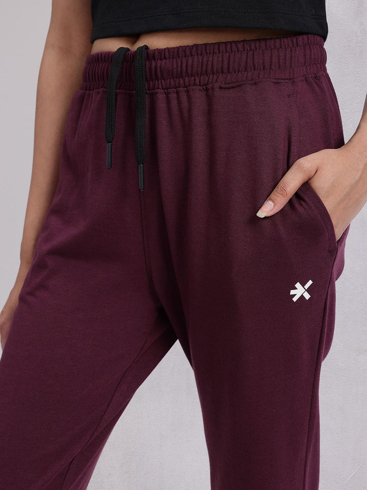 HRX by Hrithik Roshan Women OG Troupe Story Printed Lifestyle Track Pants